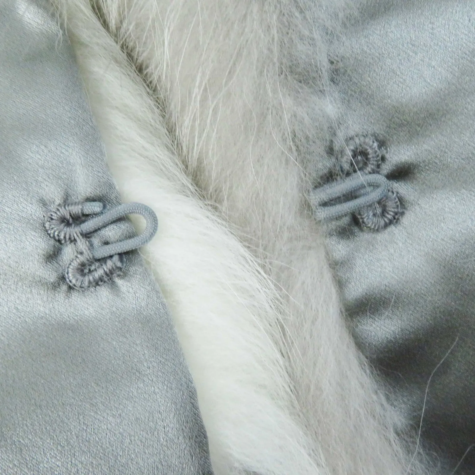 Alexander McQueen Fox Silk Fur Shawl Gray White