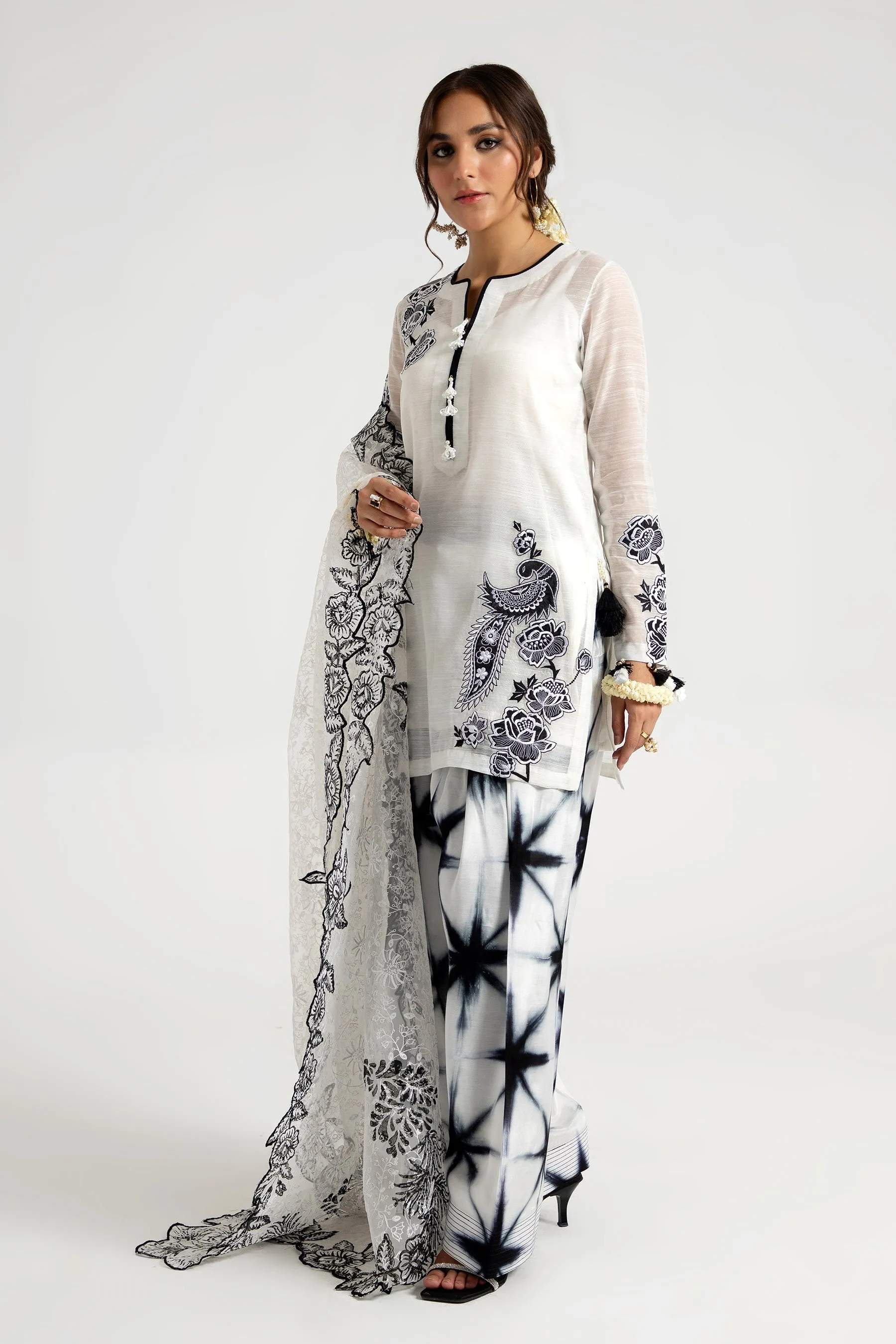 Arif Ashraf - Safaid - White / Black - Cotton Silk Viscose and Organza - 3 Piece