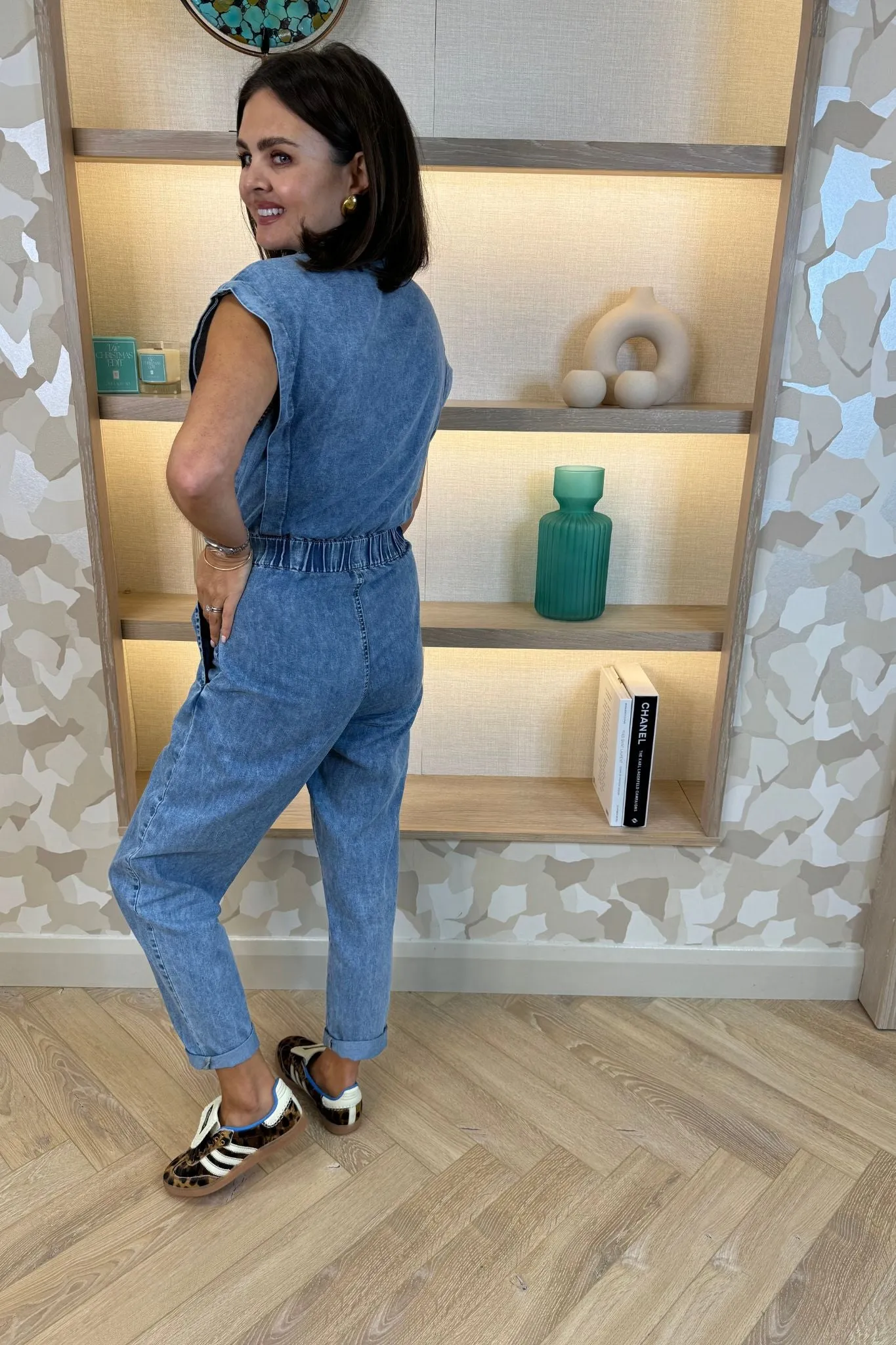 Cora Sleeveless Denim Jumpsuit In Light Wash