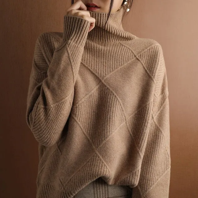 Diamond 100% Wool Turtleneck Sweater