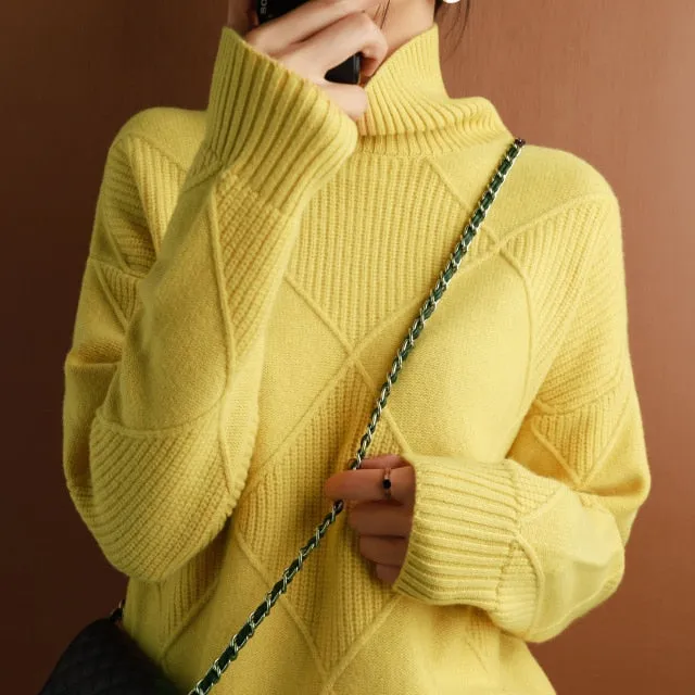 Diamond 100% Wool Turtleneck Sweater