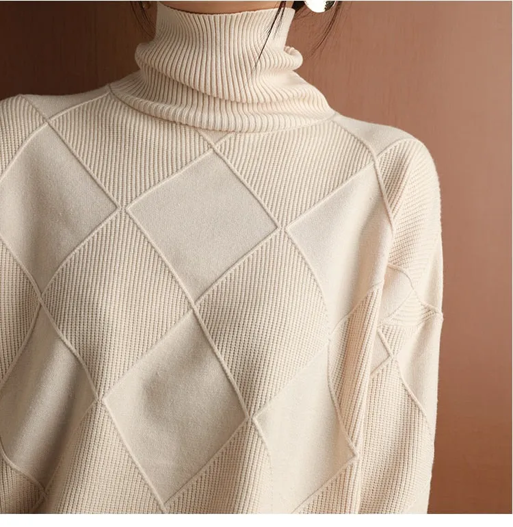 Diamond 100% Wool Turtleneck Sweater