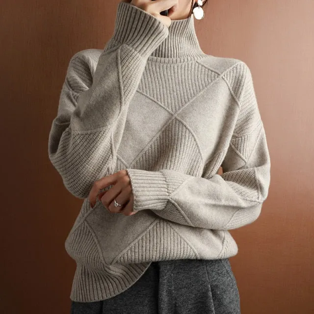 Diamond 100% Wool Turtleneck Sweater