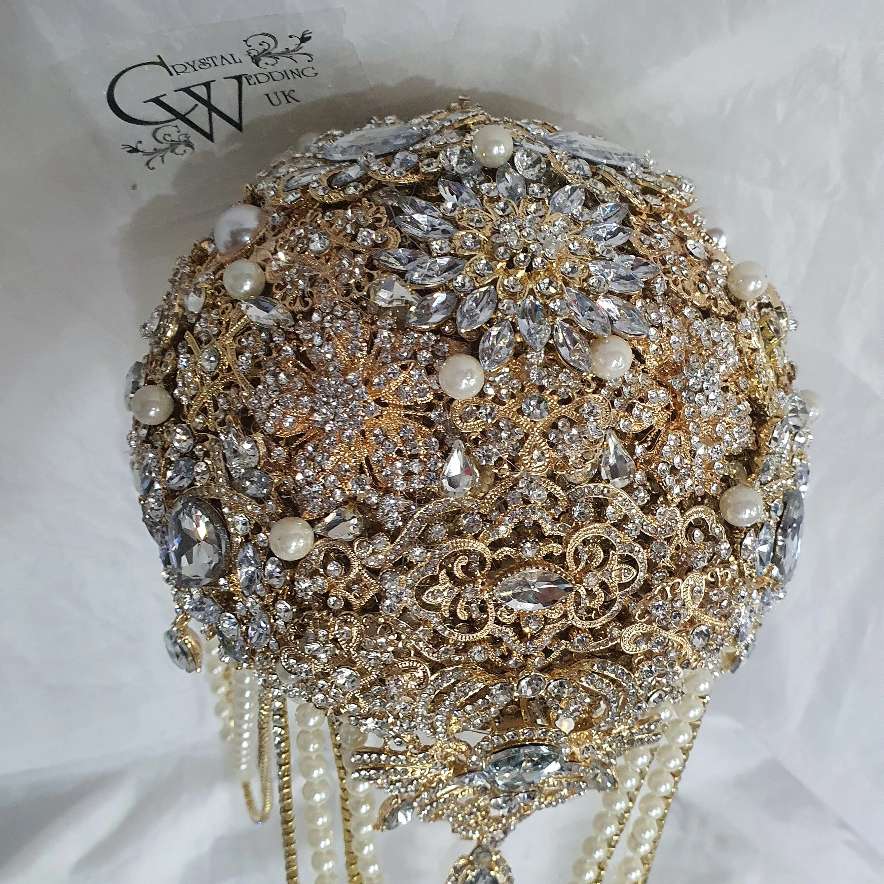 Gold Brooch bouquet, Jewel crystal wedding bouquet. Crystal Bridal Brooch Bouquet, cascade Jewel bouquet by Crystal wedding uk