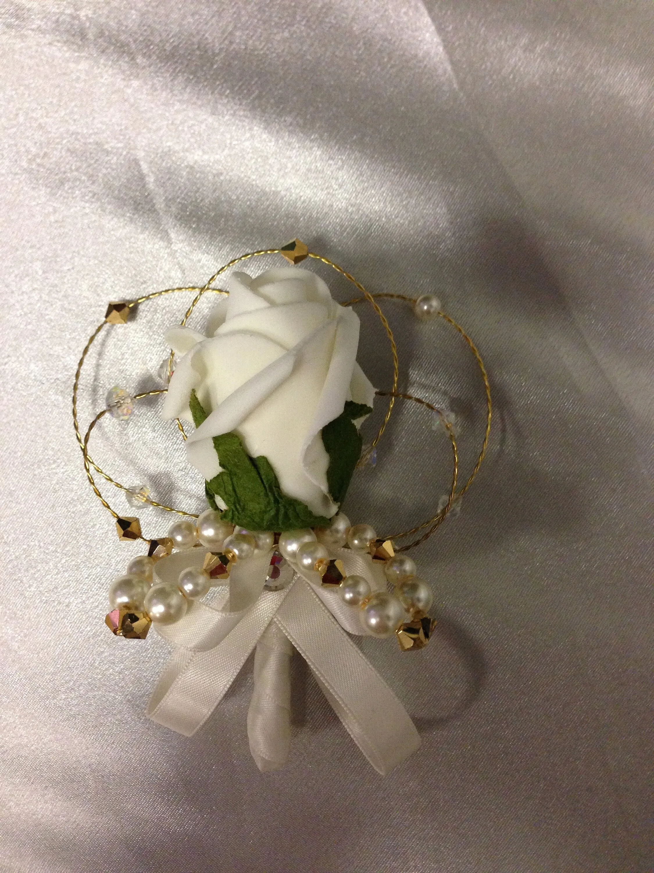 Groom Boutonniere. rose,pearl and crystals. custom Wedding Buttonhole Pin.  Wedding Boutonnière by Crystal wedding uk