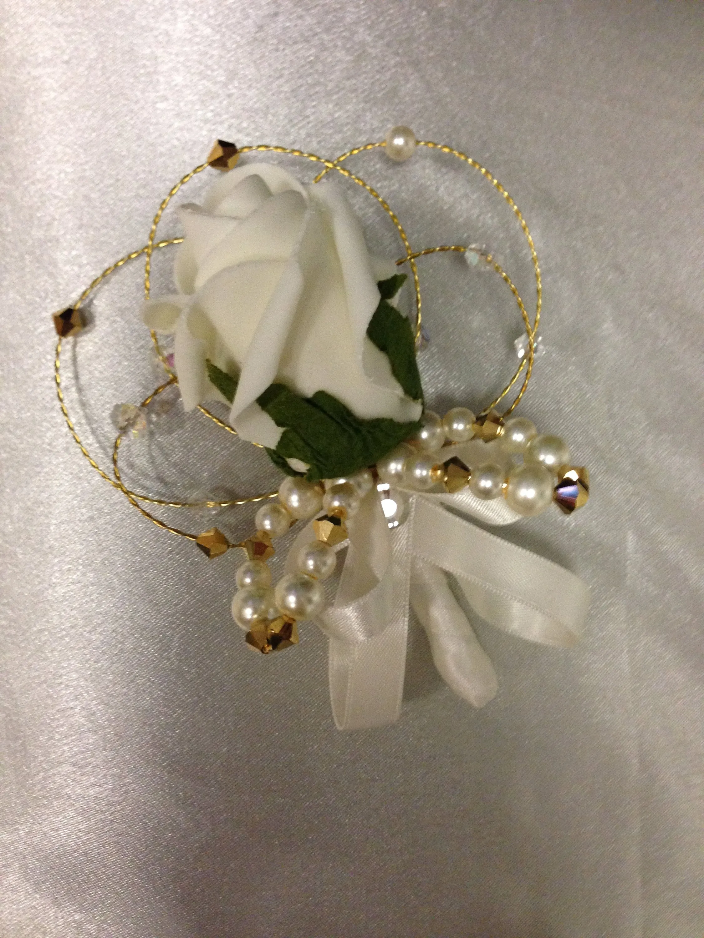 Groom Boutonniere. rose,pearl and crystals. custom Wedding Buttonhole Pin.  Wedding Boutonnière by Crystal wedding uk