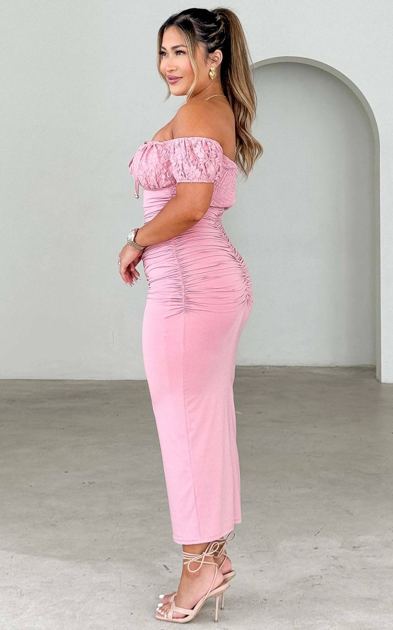 Lelanie Midi Dress - Pink