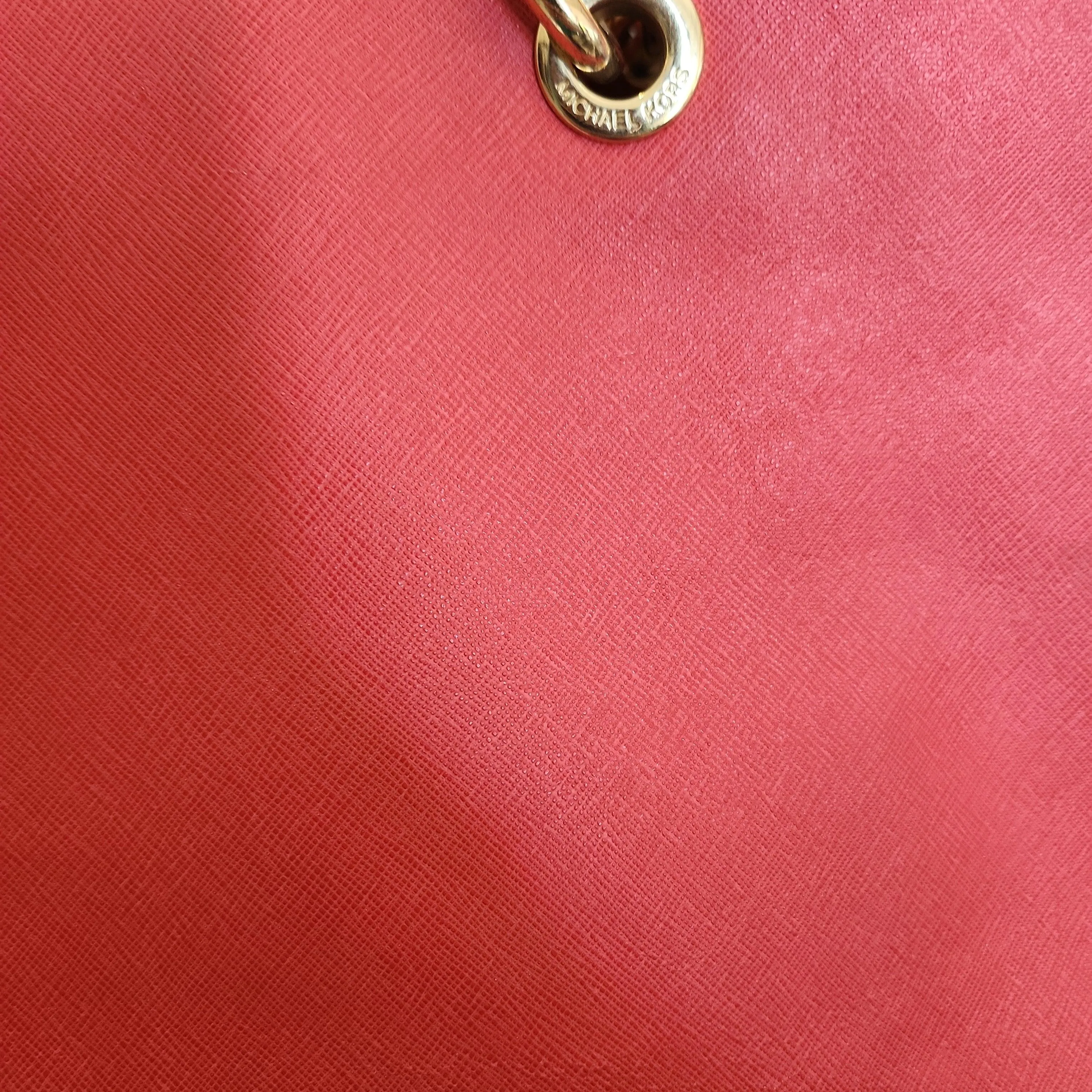 Pre-Loved Treasures - Michael Kors Pink Chain Handle Leather Satchel