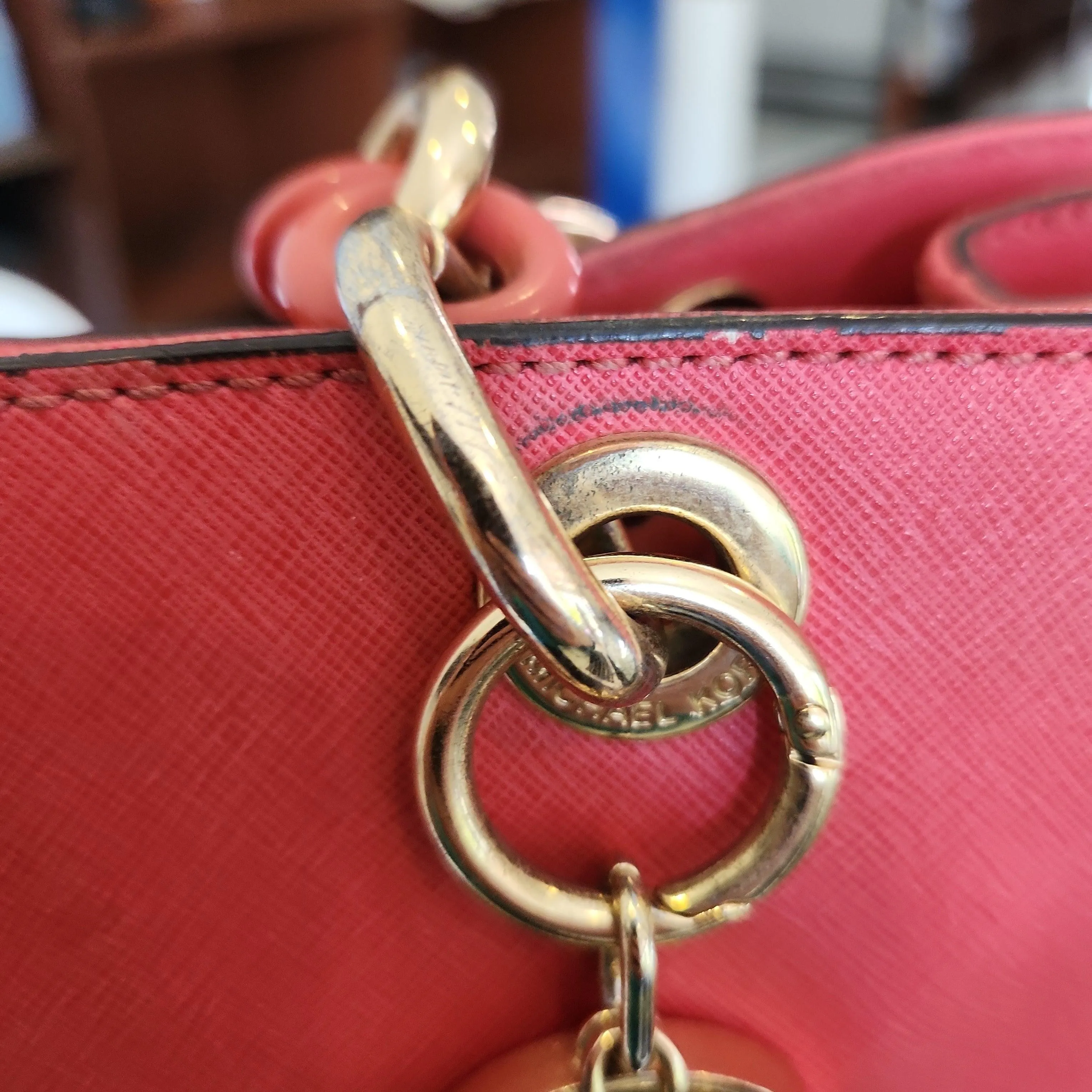 Pre-Loved Treasures - Michael Kors Pink Chain Handle Leather Satchel