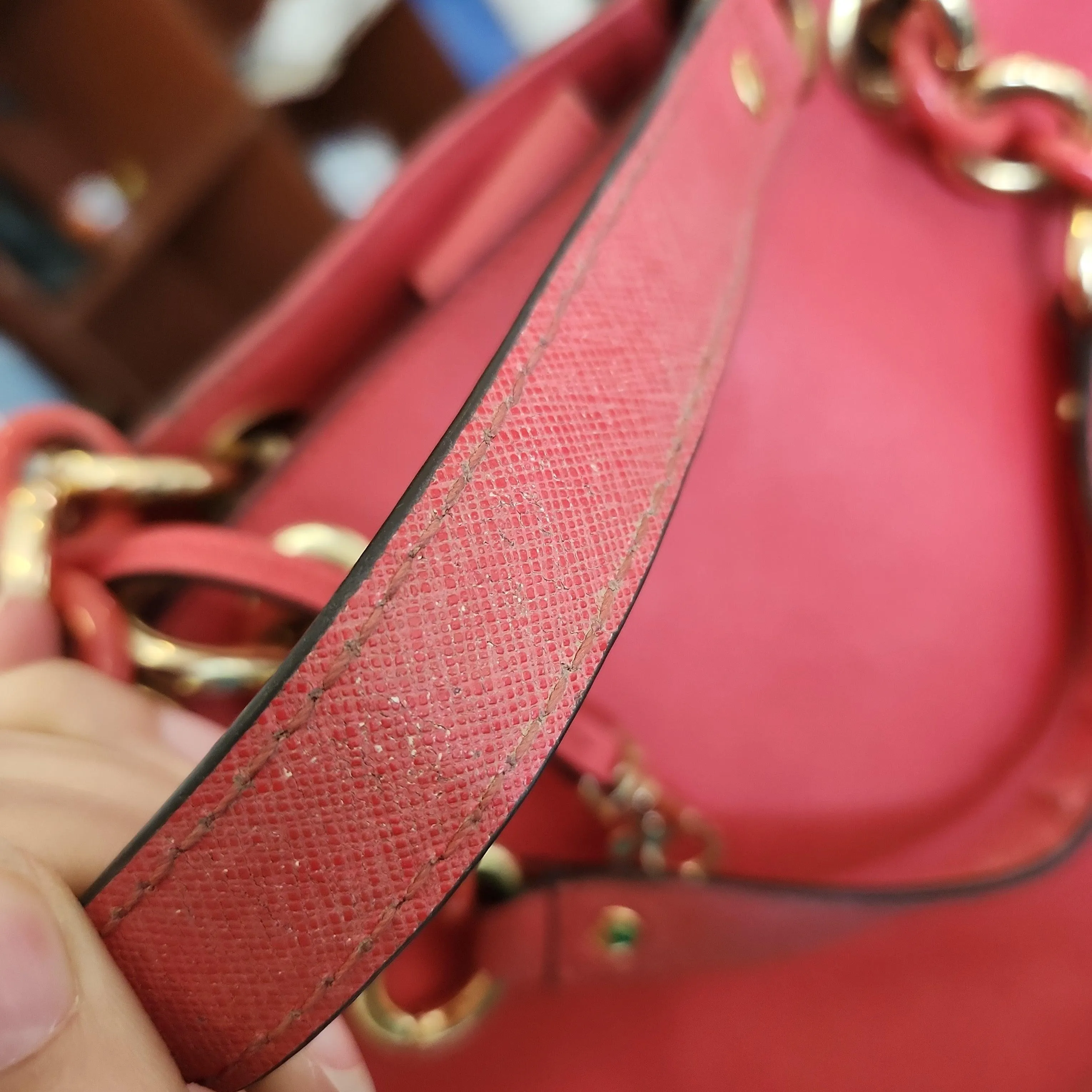 Pre-Loved Treasures - Michael Kors Pink Chain Handle Leather Satchel