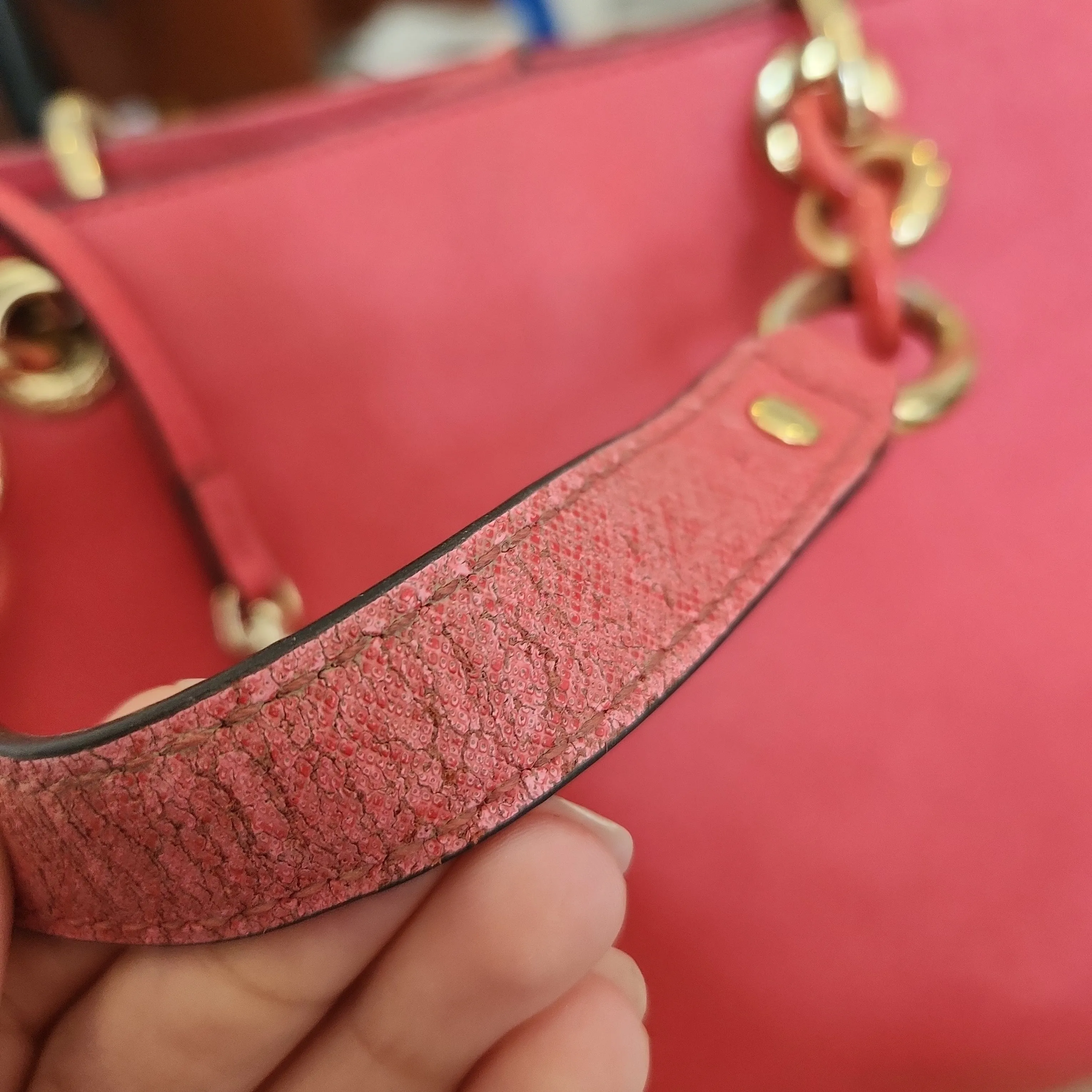 Pre-Loved Treasures - Michael Kors Pink Chain Handle Leather Satchel