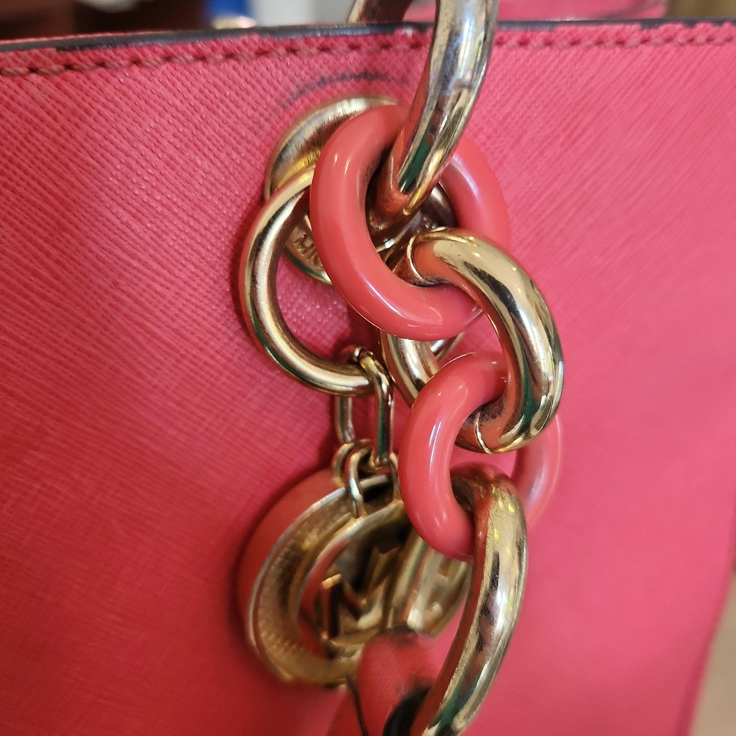 Pre-Loved Treasures - Michael Kors Pink Chain Handle Leather Satchel