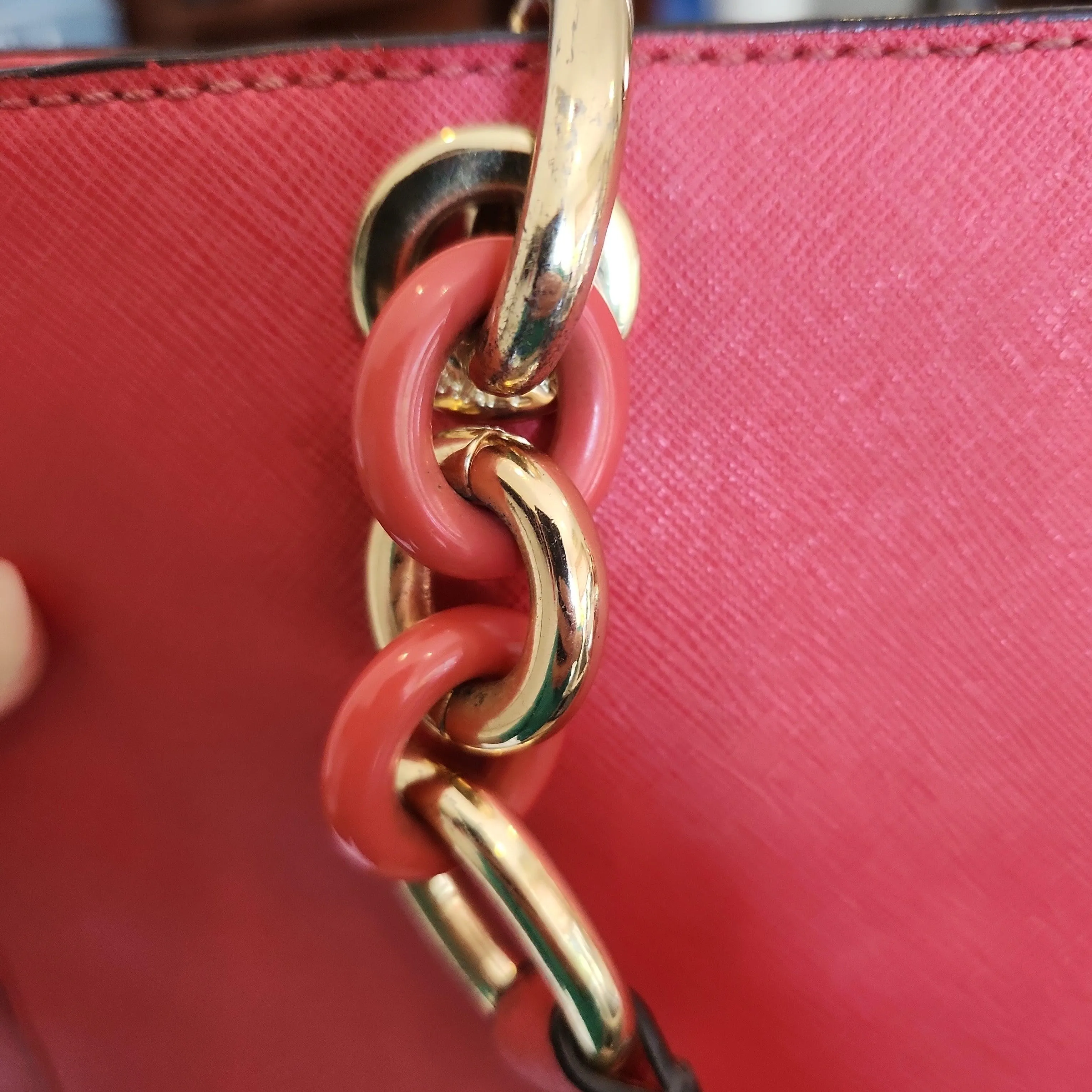 Pre-Loved Treasures - Michael Kors Pink Chain Handle Leather Satchel