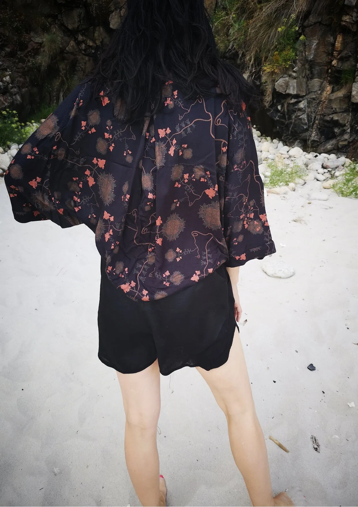 SHORT BLOUSE WIDE SLEEVES - RAYON print black/rust