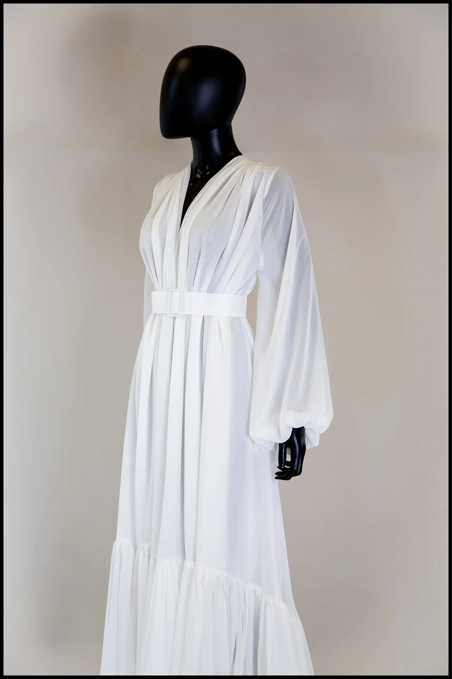 Vamp - Hollywood Ivory Chiffon Bishop Sleeve Gown