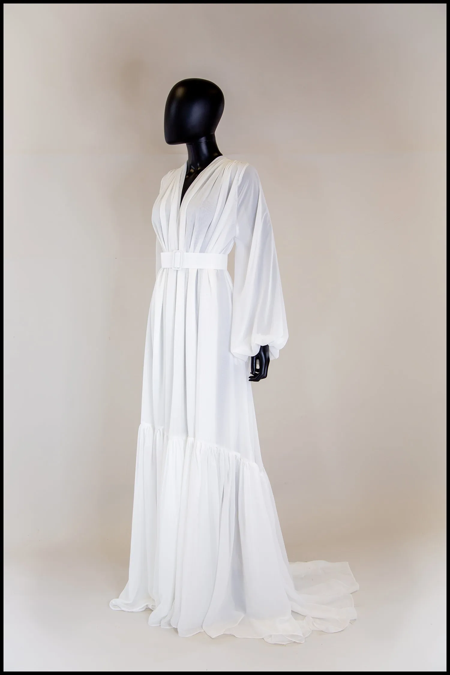 Vamp - Hollywood Ivory Chiffon Bishop Sleeve Gown