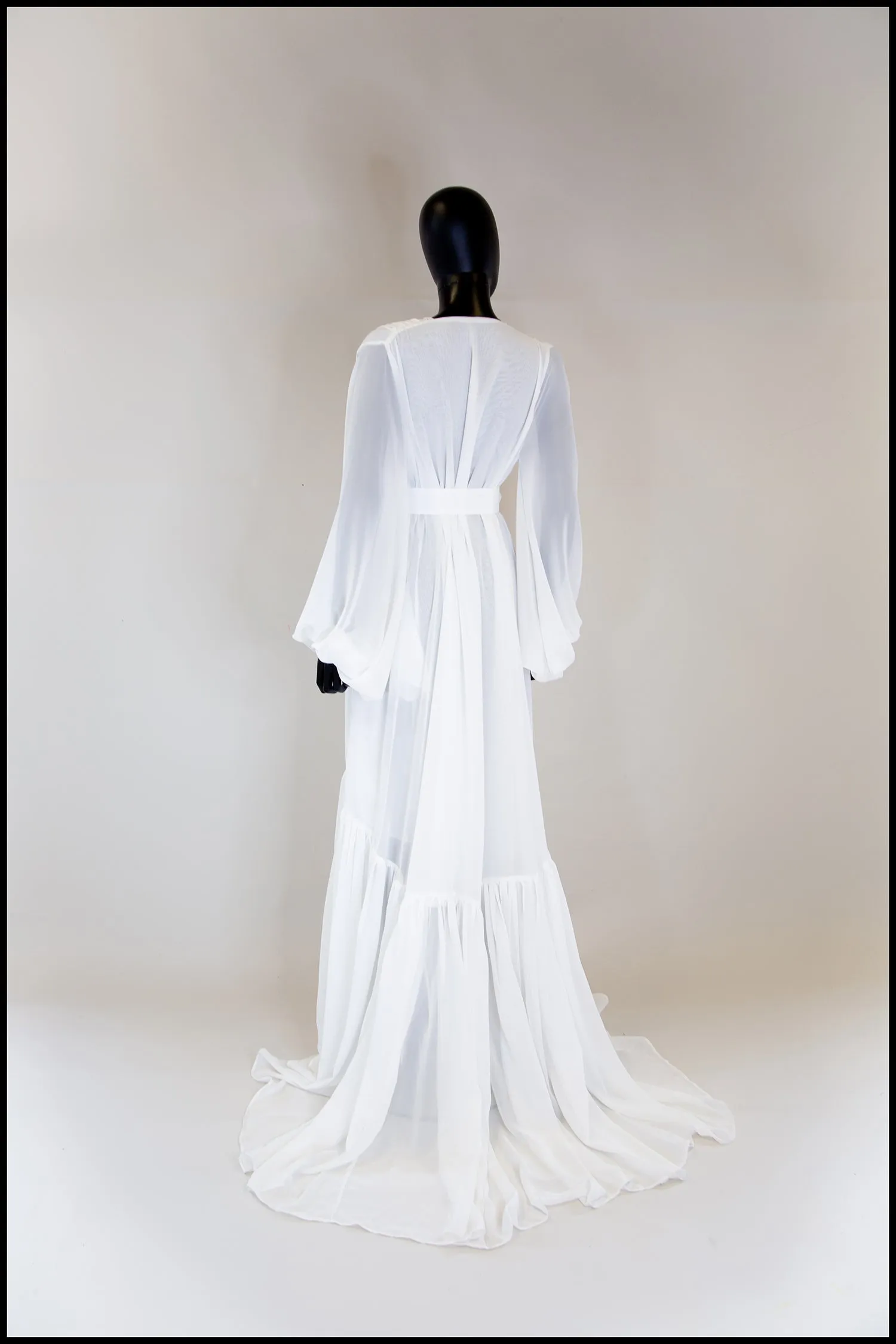 Vamp - Hollywood Ivory Chiffon Bishop Sleeve Gown