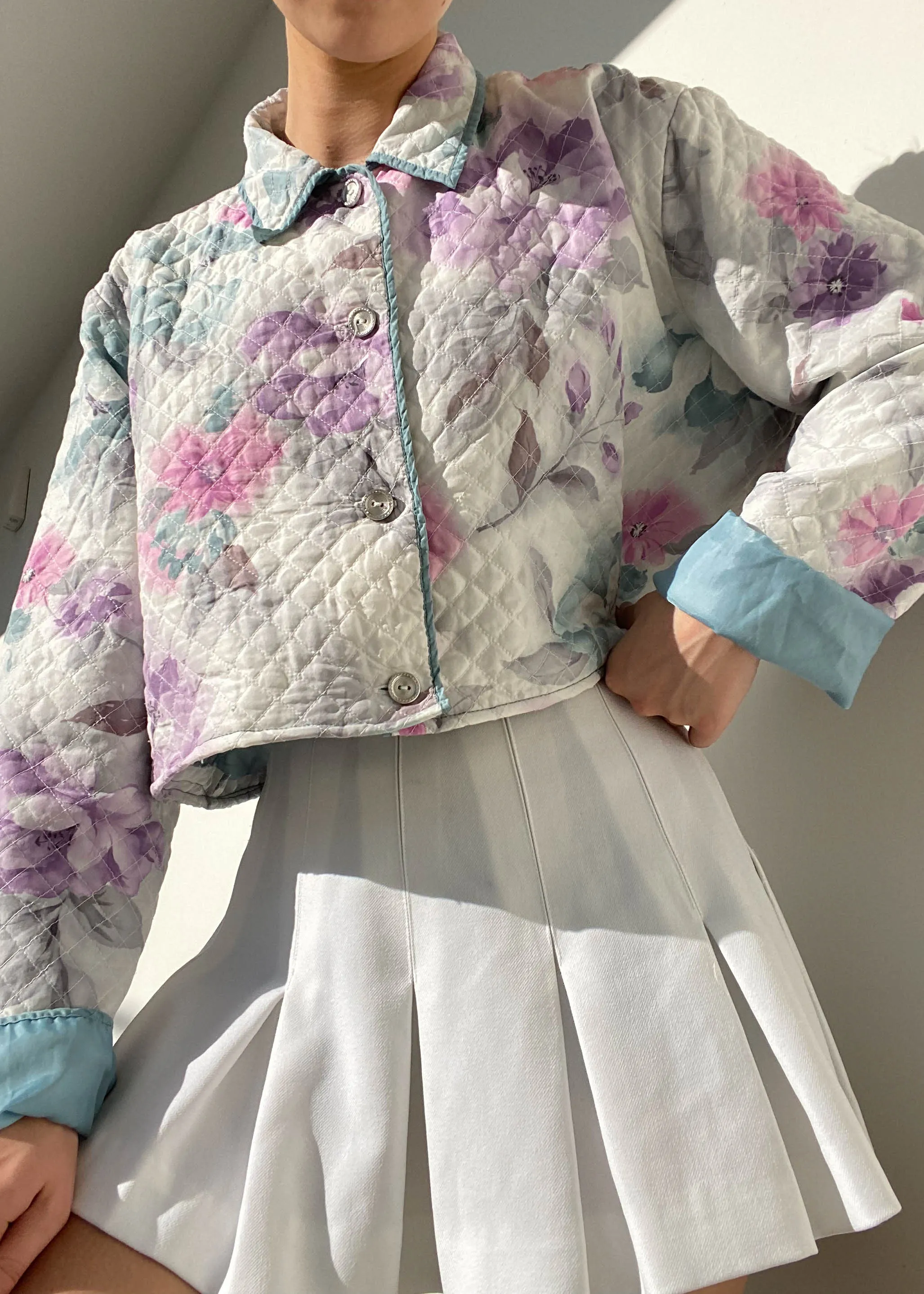 Vintage Floral Quilted Cropped Jacket (M-L)