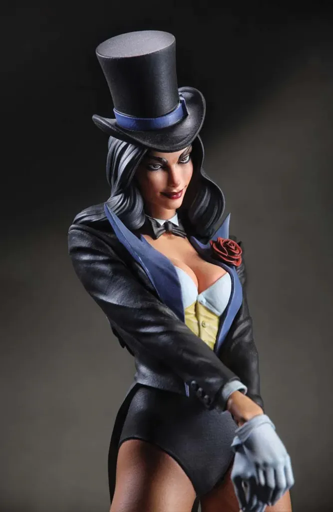 Zatanna by J. Scott Campbell DC Cover Girl Statues